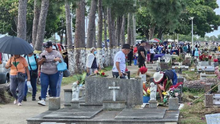 Más de 5 mil personas visitaron el cementerio municipal de Maturín