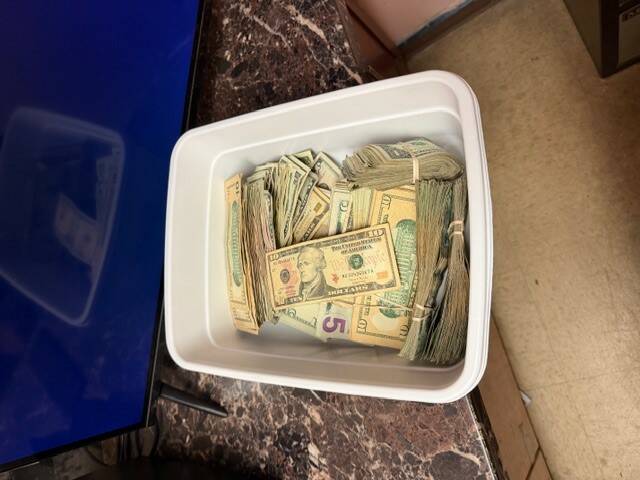 HPD arrests 4, seizes 48 gambling machines in Waialua, Pearl City raids