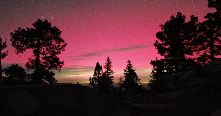 ¿Por qué se vieron auroras boreales en México? La UNAM revela la causa de que el cielo mexicano se iluminara