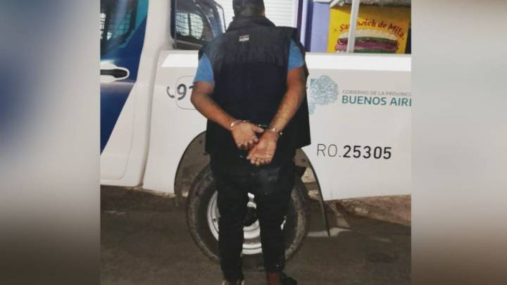 Sorprenden a un ladrón robando dentro de una casa: intentó fugarse pero fue detenido