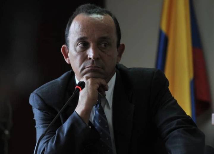 Condenan a hermano del ex presidente de Colombia Álvaro Uribe por homicidio y delitos de lesa humanidad