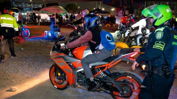 El efecto ‘Rápido y Furioso’ que se tomó las vías de Bogotá: la mafia de los piques ilegales