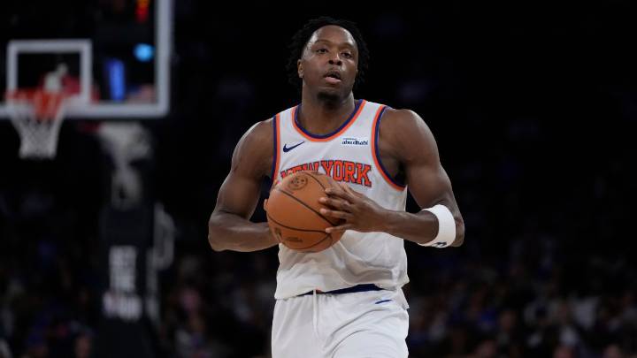 Knicks’ OG Anunoby exits NBA Cup game vs. Heat with hamstring strain