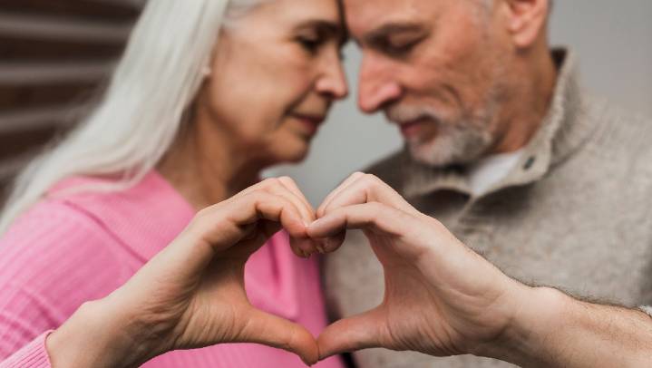 Matrimonios que sobreviven a la infidelidad, la rutina y la distancia