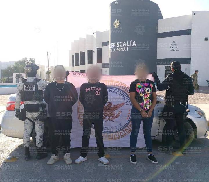 Capturan a mujer y dos varones que realizaban cobro de derecho de piso en Lerdo