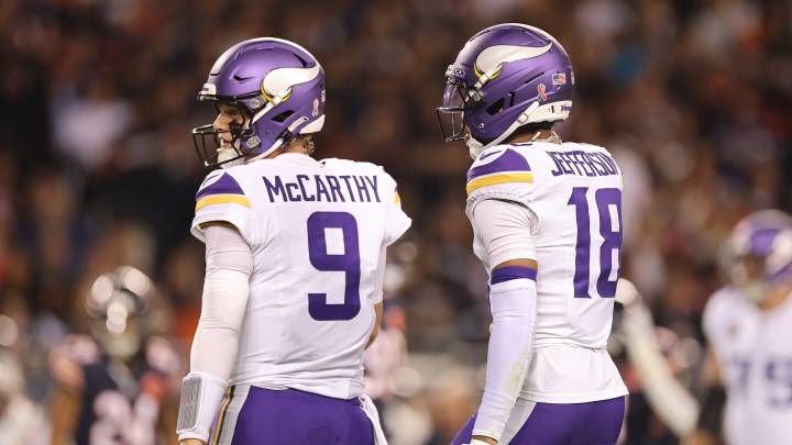 Justin Jefferson: It's early for J.J. McCarthy, he's going to bounce back