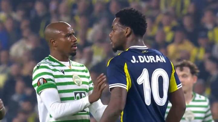 Vuelve y juega Jhon Durán: Agredió a un rival en Europa League y en Fenerbahçe desesperan, ojo al video