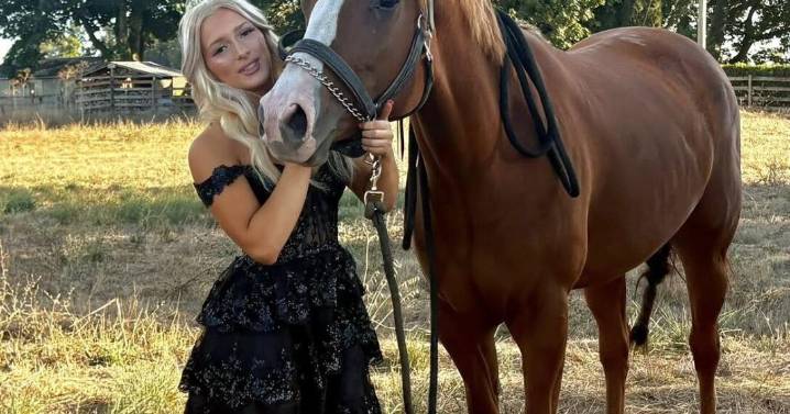 Teen athlete in critical condition after car crash in Lane County