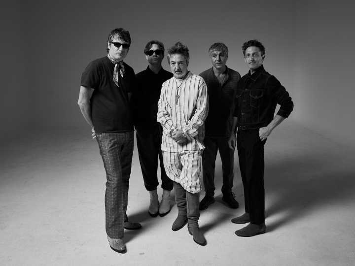 Babasónicos apostó fuerte antes de sus dos Ferro: lanzó su nuevo álbum y montó un local con merchandising exclusivo