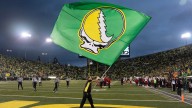 When will UO football vs. Iowa kick off? Time, TV channel set