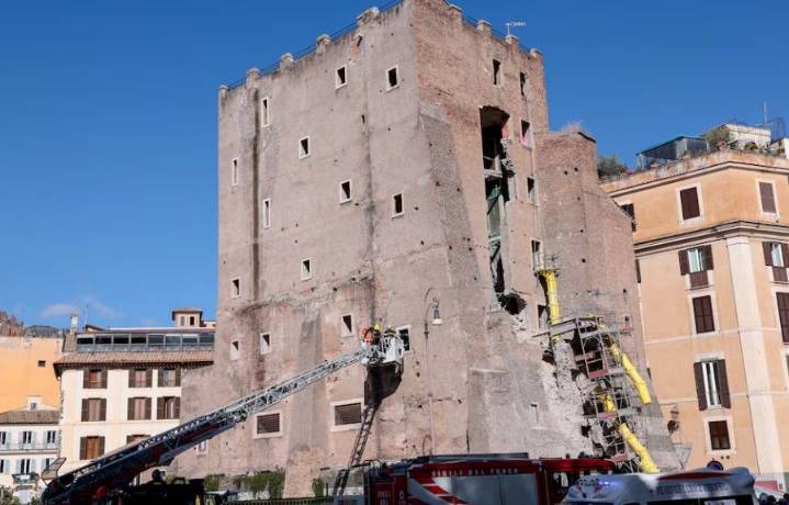 ¿Qué provocó el derrumbe en la Torre dei Conti de Roma?