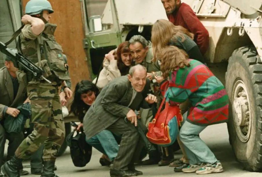 Italia abre indagación internacional por presuntos safaris humanos en Sarajevo durante la guerra