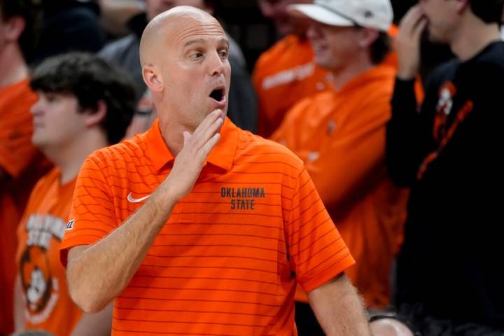 Deadspin | Oklahoma State emerges with high-scoring win over South Florida