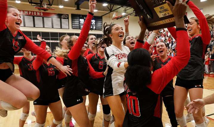 4A volleyball: Maggie Kurpeikis, Marist top Mother McAuley