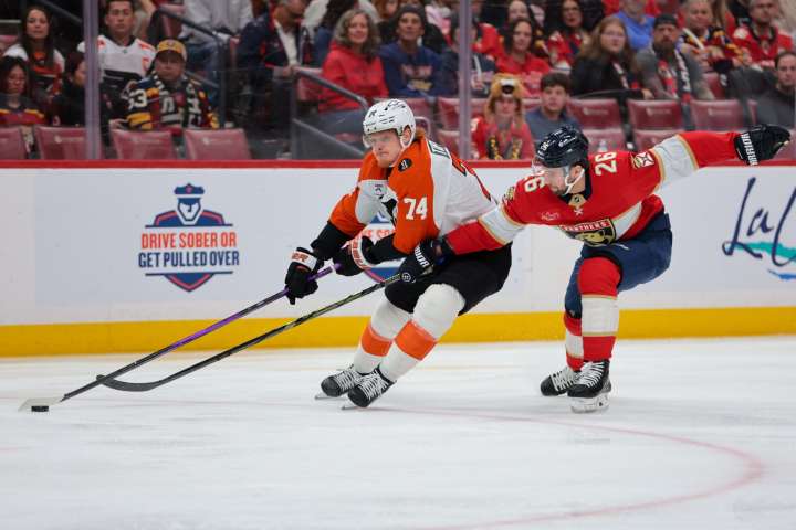 Flyers score twice in final minute, double up Panthers - The Rink Live | Coverage of youth, junior, high school and college hockey