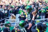 Deadspin | No. 7 Oregon outguns No. 15 USC to stay on track for CFP spot