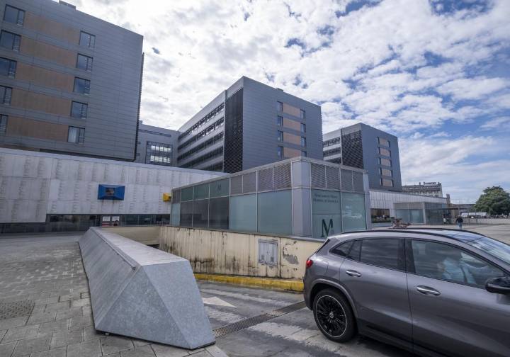 Los traumatólogos de Valdecilla dejan de operar por las tardes por «la carga derivada de Laredo»