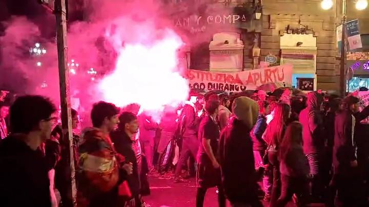 20.000 manifestantes se suman a la marcha ultra 'abertzale' por Palestina con gritos contra España y quema de contenedores