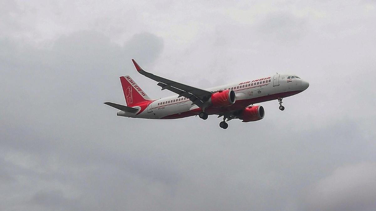 Passenger complains of chest pain mid-flight, dies after landing in Kolkata