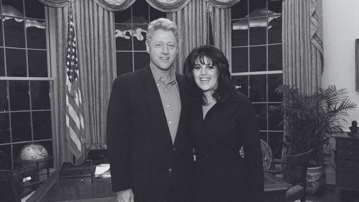 La primera reunión entre Monica Lewinsky y Bill Clinton en la Casa Blanca, el escándalo más recordado de los 90