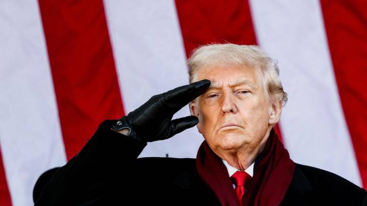 Los demócratas 'traidores' del Senado alivian a Trump tras su triple batacazo al aprobar el fin del cierre del Gobierno