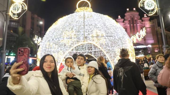 Alicante enciende la Navidad