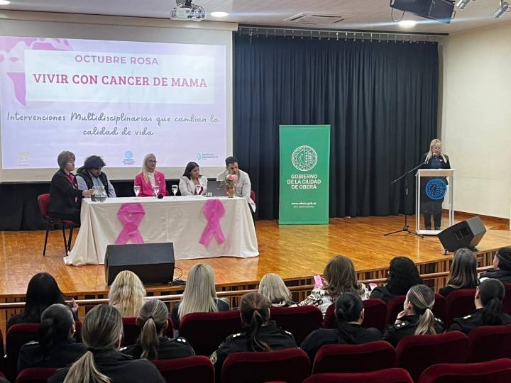 “Vivir con Cáncer de Mama”: cierre del Mes Rosa con una charla multidisciplinaria en Oberá