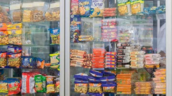 ¿Cómo saber si un alimento es ultraprocesado? Varios estudios aportan las claves