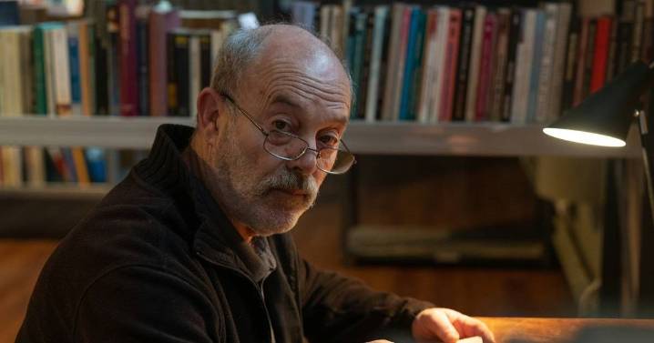 Netflix fans have just days left to watch 'one of the best crime shows'