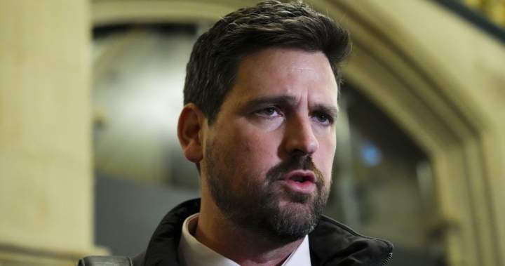 Ottawa open to amending hate crime bill to cover other groups: minister