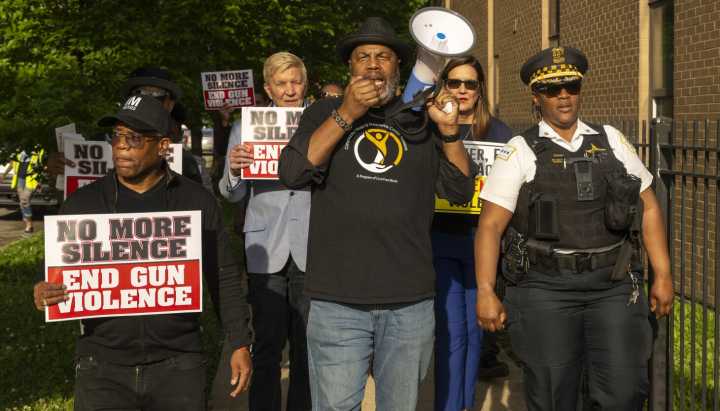 Mayor Johnson sues to stop Trump from withholding $6M community policing grant over DEI policies