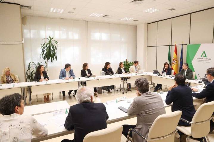 La Comisión de Cribado de Cáncer de Mama informa de que quedan 217 mujeres pendientes de prueba en Andalucía