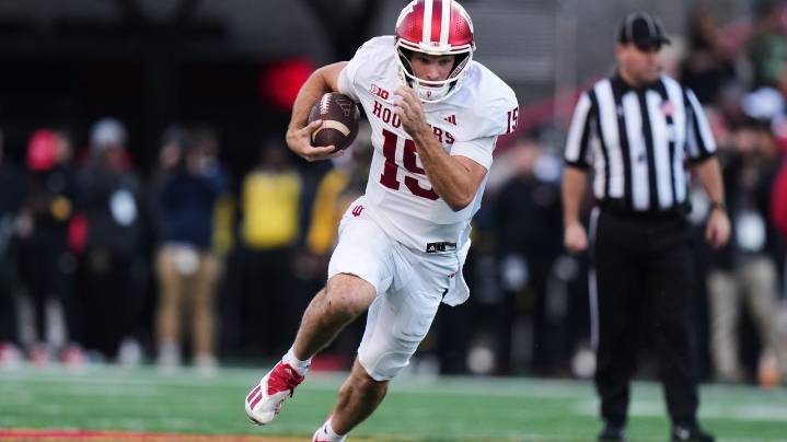 Another Indiana blowout: No. 2 Hoosiers hammer Maryland 55