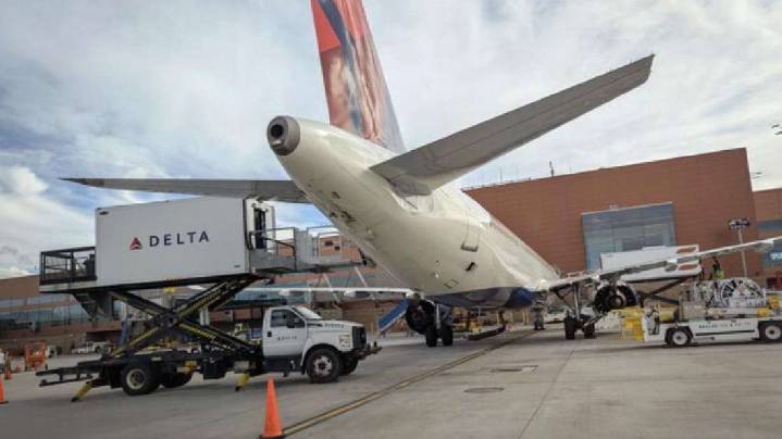 Salt Lake's airport has chemical spill safeguards. It's still a risk for Great Salt Lake