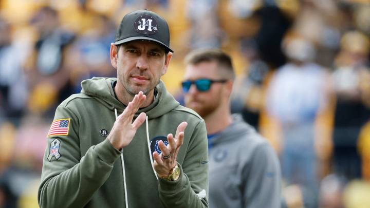 Why are NFL coaches and sideline staff wearing camo hoodies? Significance of the green sweatshirts