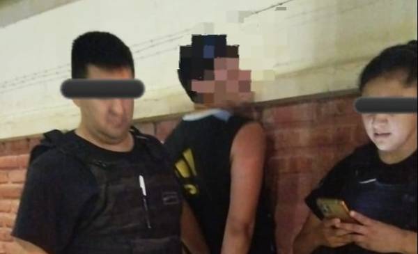 Dos hombres detenidos por robar una motocicleta
