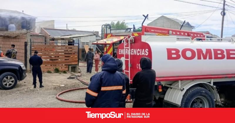 Esta tarde Incendio destruyó el primer piso de una vivienda en Río Gallegos