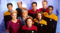 Robert Beltran Critiques Repetitive Star Trek: Voyager Janeway And Seven Of Nine Episodes
