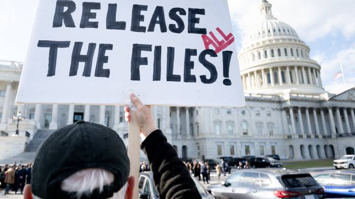 Jeffrey Epstein files: House petition gets key signature