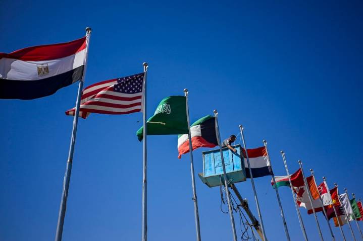 Can the Gulf Rebuild the Middle East?