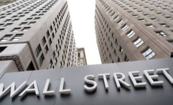 Wall Street cambió el rojo por el verde