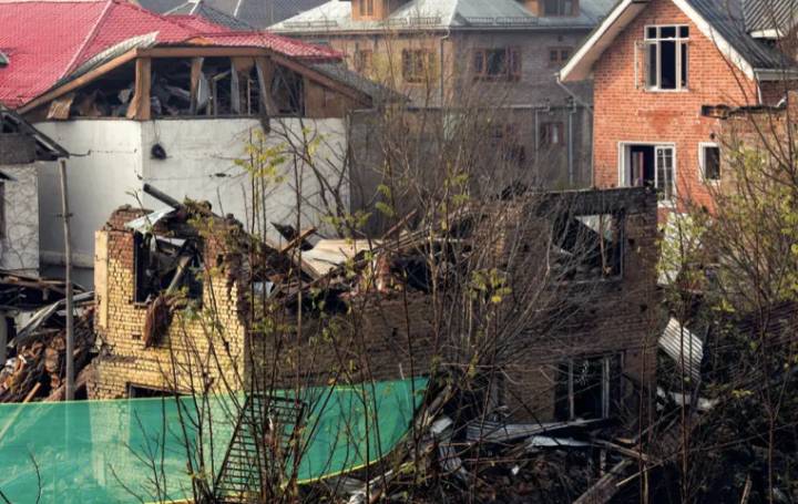 9 killed, 32 injured in Nowgam Police Station blast