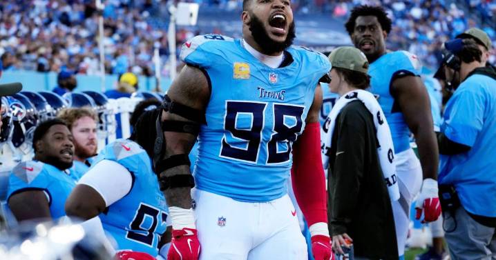 Struggling Titans frustrated with yet another home loss in 4th straight losing season