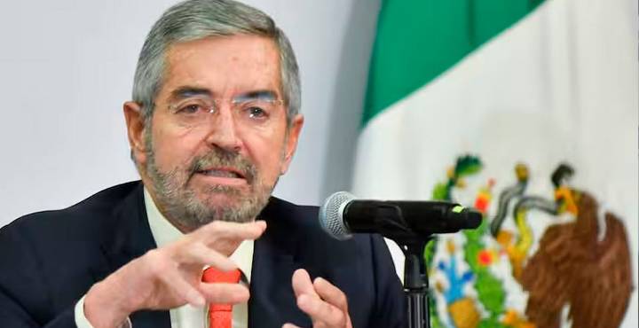 El canciller Juan Ramón de la Fuente solicita licencia temporal para ausentarse de la SRE