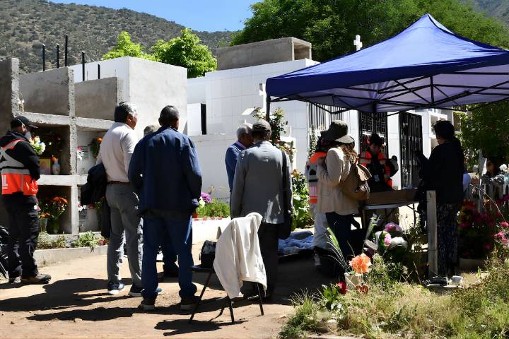 Nueva exhumación en La Serena revela errores en identificación de víctimas de la Caravana de la Muerte: “Esta nueva diligencia nos remueve todo”