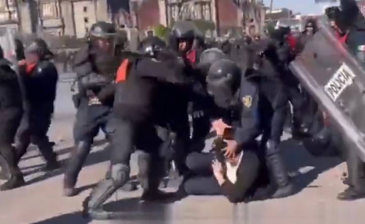 Policía de CDMX recurrió a violencia desproporcionada contra jóvenes de la marcha de la Generación Z, denuncian activistas de DH