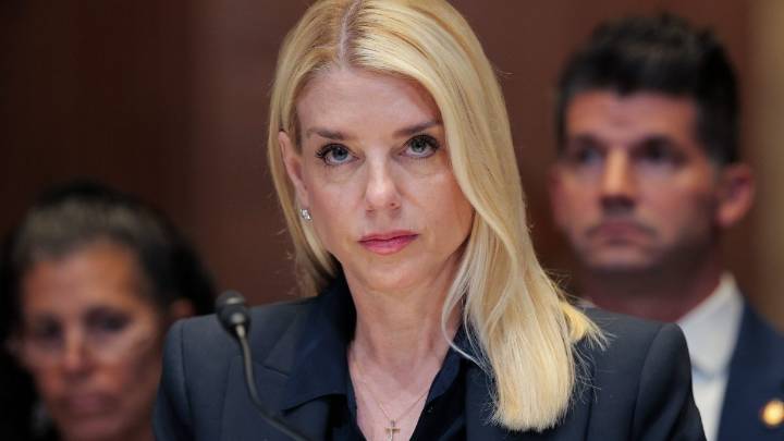 Fiscal general de EEUU ordena investigar vínculos entre Epstein, Bill Clinton y otros políticos