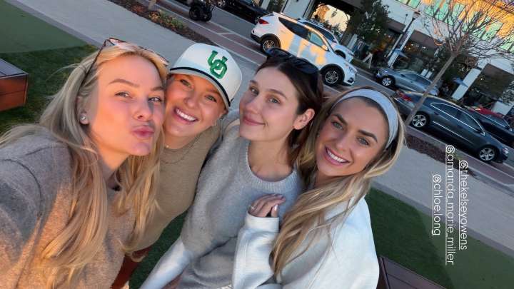 ‘Siesta Key’ Alums Reunite for the Holidays 2 Years After Show's Finale