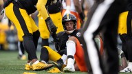 Steelers' Aaron Rodgers status vs. Bears next week in question with left wrist injury