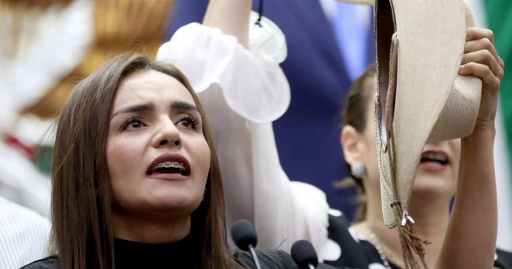 Grecia Quiroz acusa misoginia de Noroña y exige investigar el asesinato de su esposo